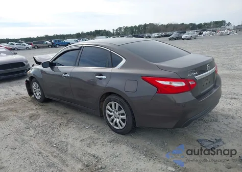2017 Nissan Altima 2.5 S z USA, uszkodzony, nr VIN 1N4AL3AP3HN317221